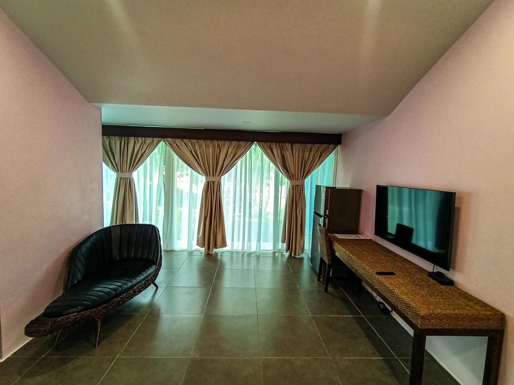 Artitaya Borneo Golf & Resort Papar Exterior photo
