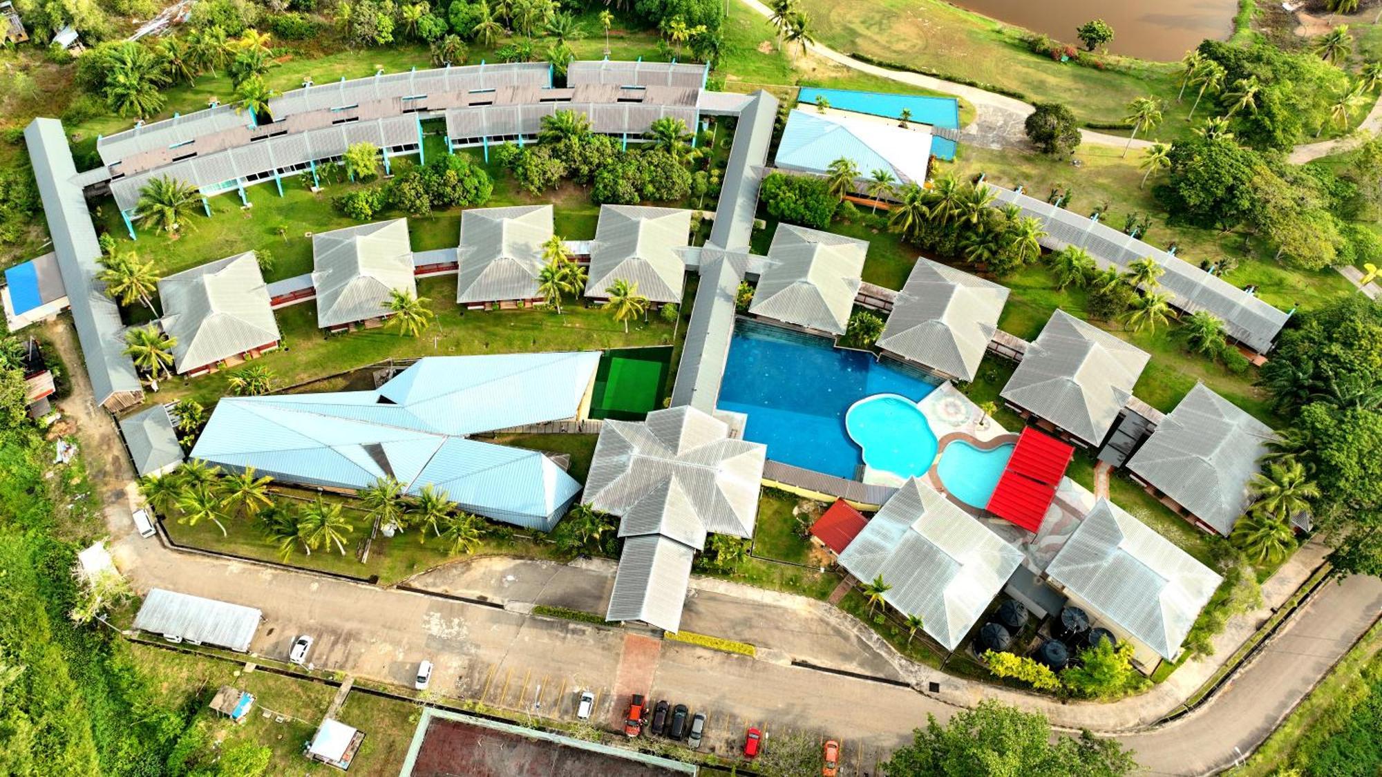 Artitaya Borneo Golf & Resort Papar Exterior photo
