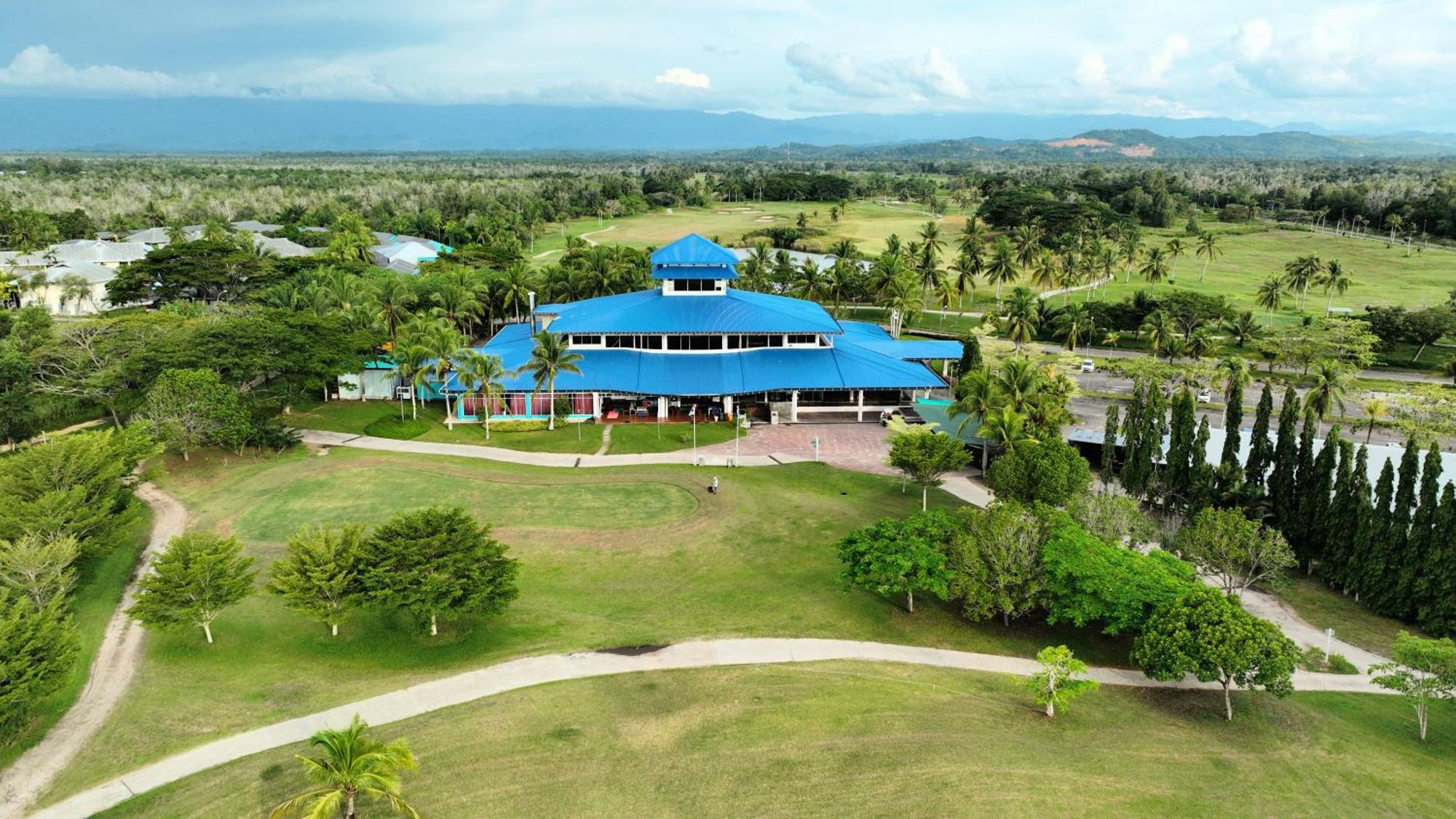 Artitaya Borneo Golf & Resort Papar Exterior photo