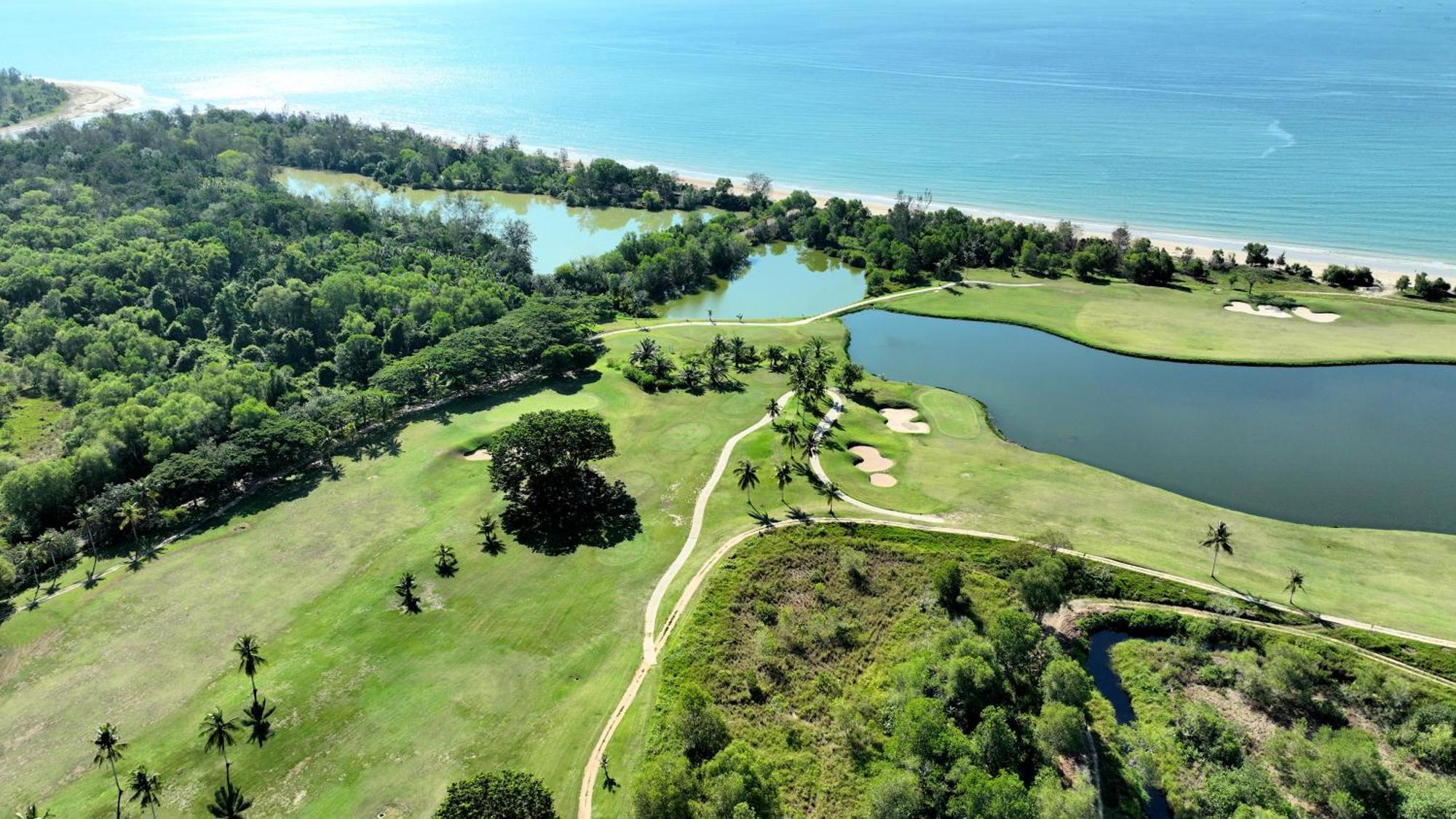 Artitaya Borneo Golf & Resort Papar Exterior photo