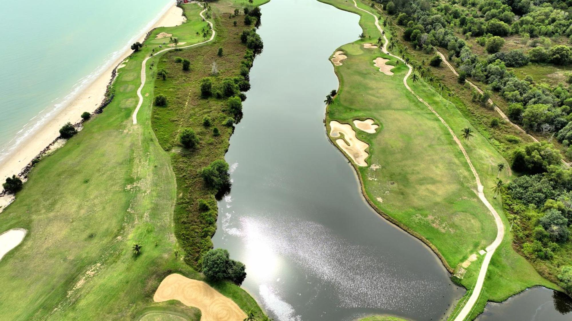 Artitaya Borneo Golf & Resort Papar Exterior photo