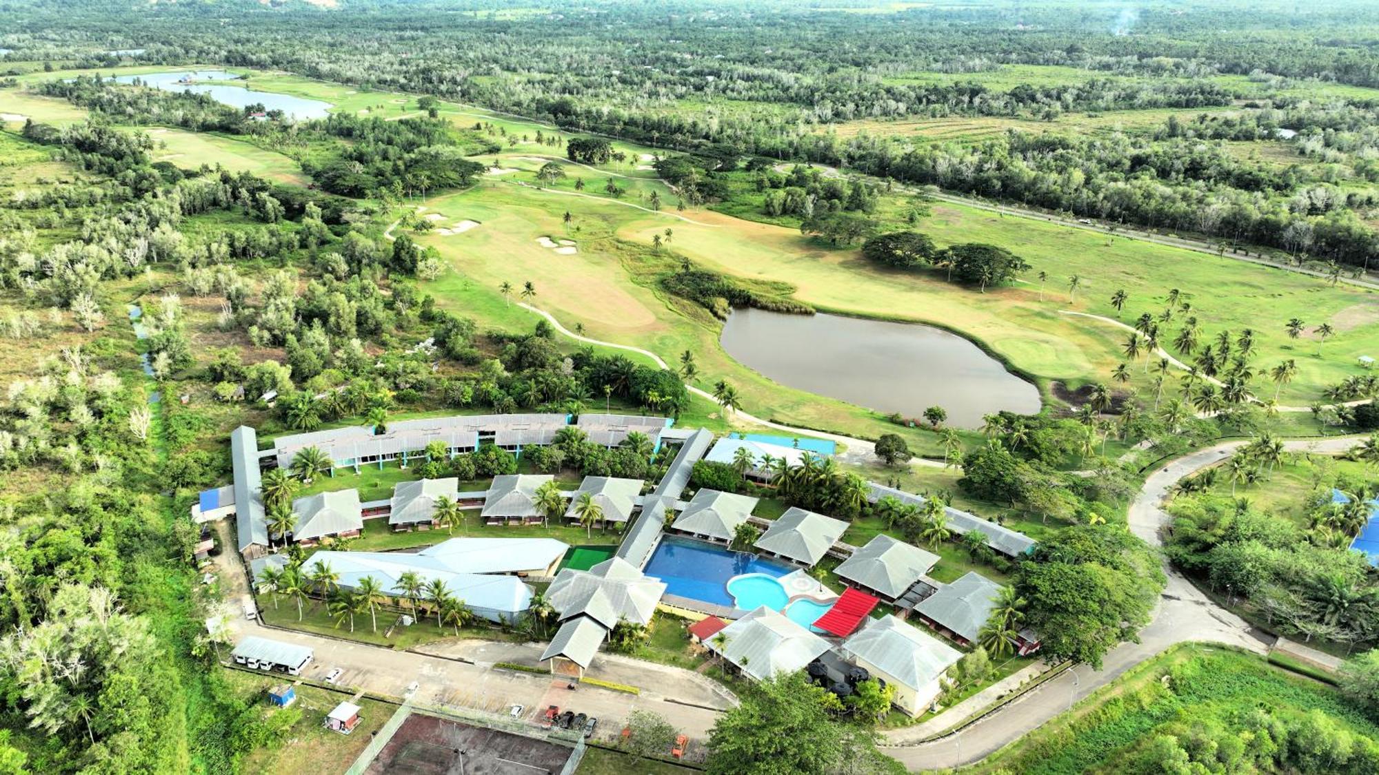 Artitaya Borneo Golf & Resort Papar Exterior photo
