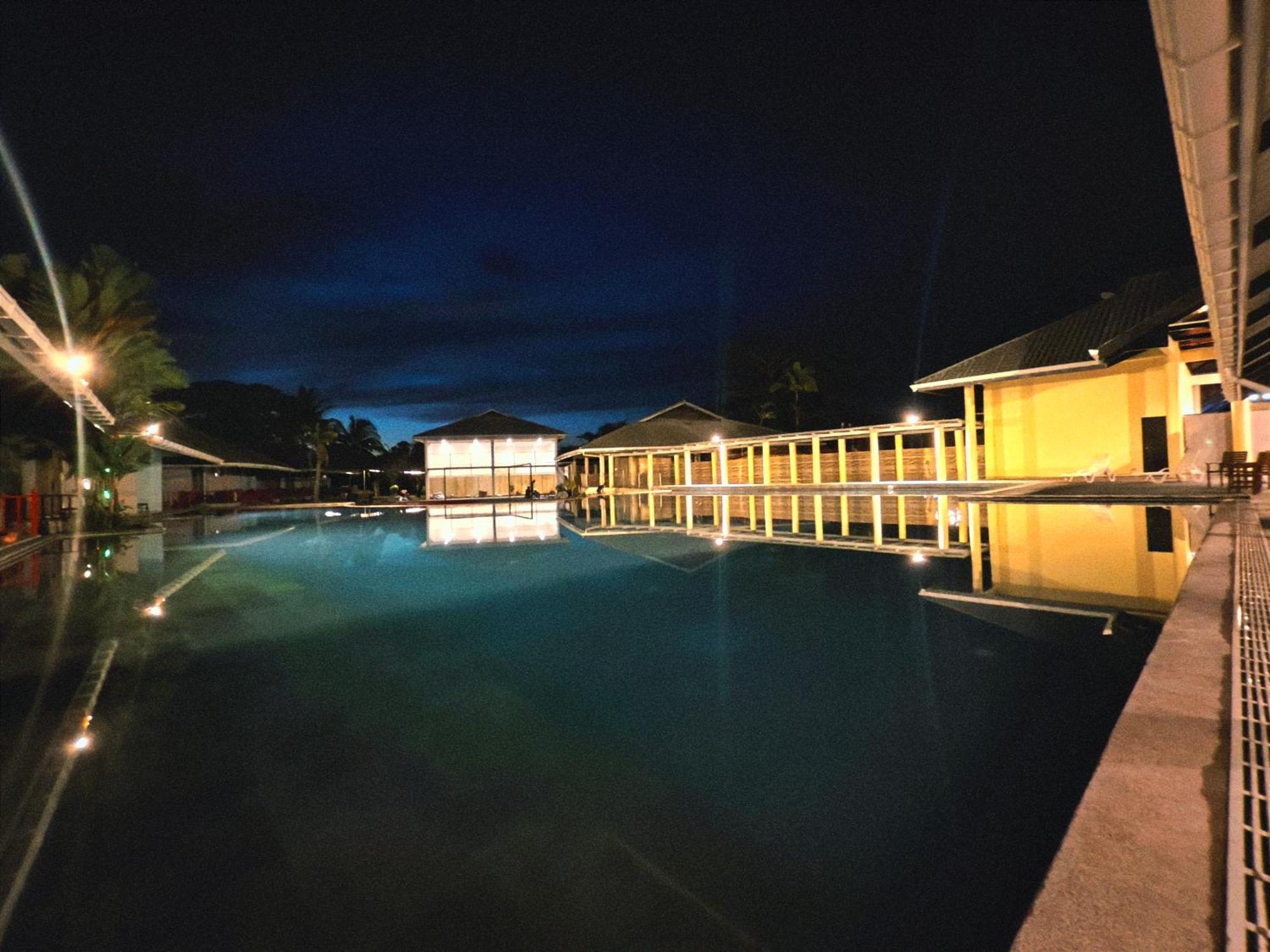 Artitaya Borneo Golf & Resort Papar Exterior photo